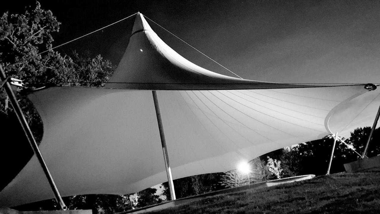 Camping Aquarev Hotel Loudeac Exterior photo